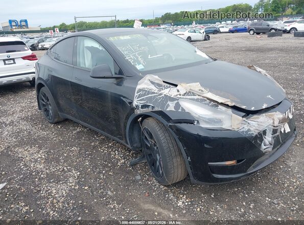 7SAYGDEE6PA180980 2023 TESLA MODEL Y Black Przód prawy