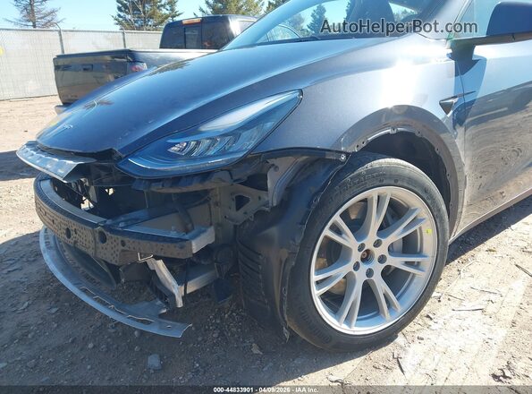 7SAYGDEE7NA021818 2022 TESLA MODEL Y Gray 