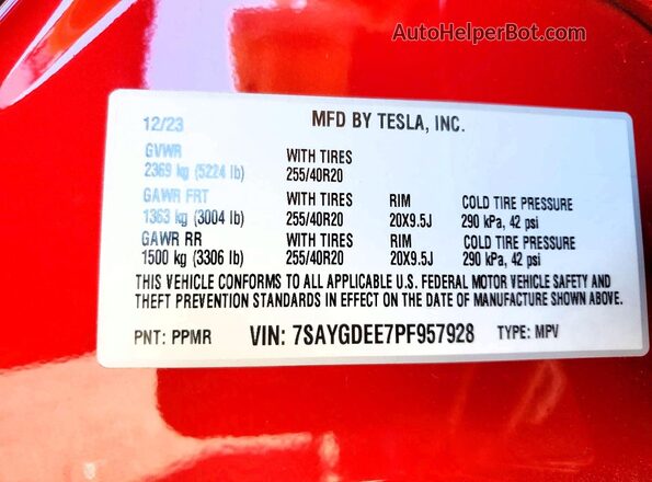 7SAYGDEE7PF957928 2023 TESLA MODEL Red Vista de la etiqueta del VIN