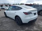 2024 Tesla Model Y Long Range Dual Motor All-wheel Drive White vin: 7SAYGDEE7RA321199