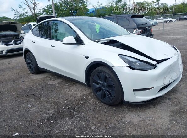 7SAYGDEE7RA321199 2024 TESLA MODEL Y White Передня права чверть