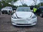 2024 Tesla Model Y Long Range Dual Motor All-wheel Drive White vin: 7SAYGDEE7RA321199