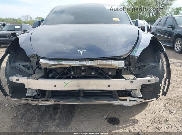 7SAYGDEE8NA009256 2022 TESLA MODEL Y Gray წინა ხედი