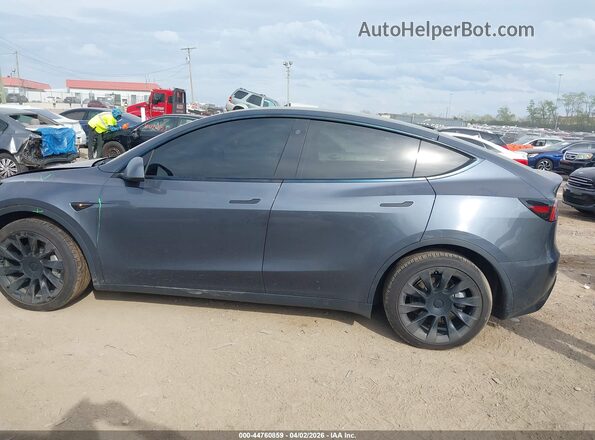 7SAYGDEE8NA009256 2022 TESLA MODEL Y Gray სალონის 360-გრადუსიანი ხედი