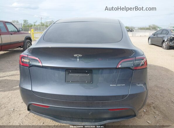 7SAYGDEE8NA009256 2022 TESLA MODEL Y Gray 