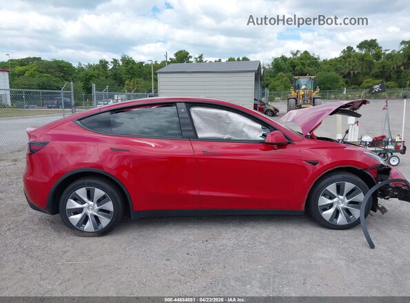 7SAYGDEE8NF308801 2022 TESLA MODEL Y Red Սալոնի հետևի տեսք