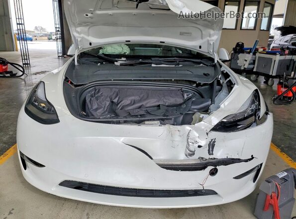 7SAYGDEE8NF504530 2022 TESLA MODEL White წინა ხედი