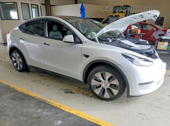 7SAYGDEE8NF504530 2022 TESLA MODEL White წინა მარჯვენა