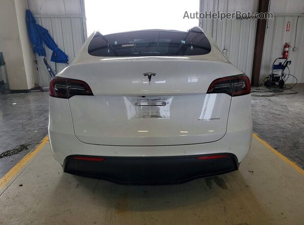 7SAYGDEE8NF504530 2022 TESLA MODEL White უკანა ხედი