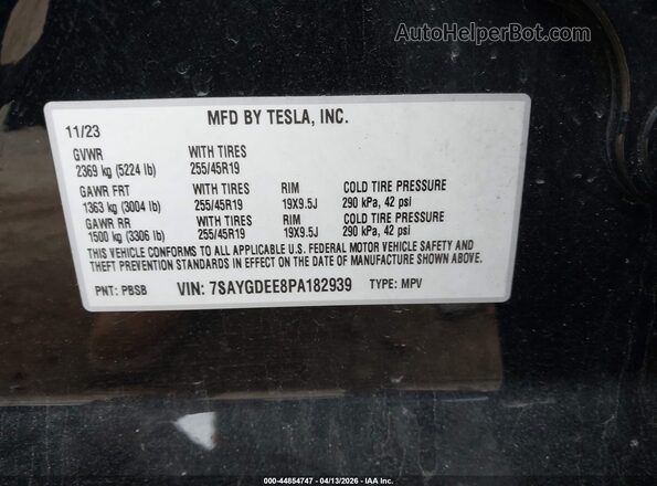 7SAYGDEE8PA182939 2023 TESLA MODEL Y Black Vista del compartimento del motor