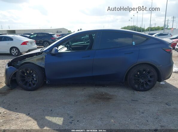 7SAYGDEE8SA359952 2025 TESLA MODEL Y Blue Vista interior de 360 grados