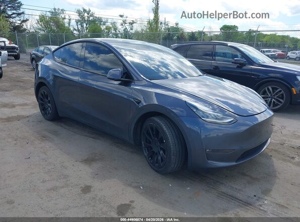 7SAYGDEE9NF422550 2022 TESLA MODEL Y Gray Передня права чверть