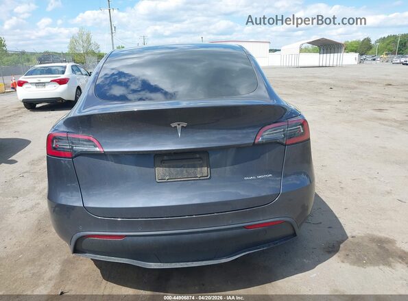 7SAYGDEE9NF422550 2022 TESLA MODEL Y Gray 
