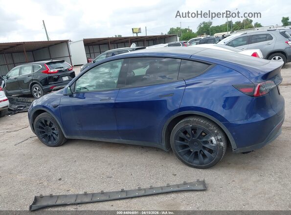 7SAYGDEE9NF480853 2022 TESLA MODEL Y Синий Панорамный вид салона 360°