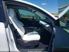 2024 Tesla Model Y Long Range Dual Motor All-wheel Drive White vin: 7SAYGDEE9RF115689