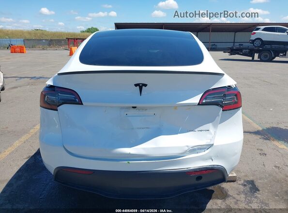 7SAYGDEE9RF115689 2024 TESLA MODEL Y White 