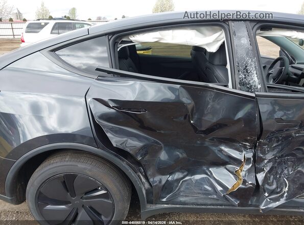 7SAYGDEE9TF443217 2026 TESLA MODEL Y Черный 