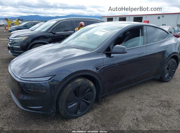 7SAYGDEE9TF443217 2026 TESLA MODEL Y Черный Передняя левая четверть