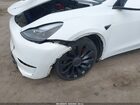 2022 Tesla Model Y Performance Dual Motor All-wheel Drive White vin: 7SAYGDEF0NF448138