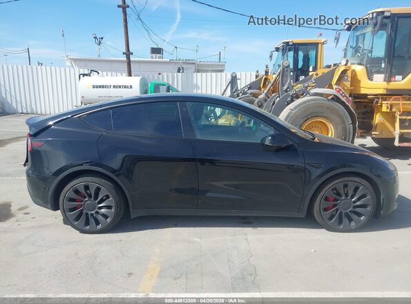 7SAYGDEF2NF491203 2022 TESLA MODEL Y Black სალონის 360-გრადუსიანი ხედი