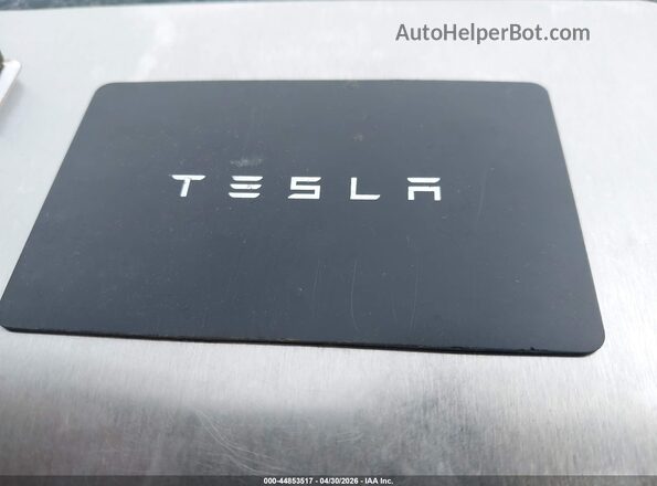 7SAYGDEF2NF564571 2022 TESLA MODEL Y Black წინა პანელის ხედი