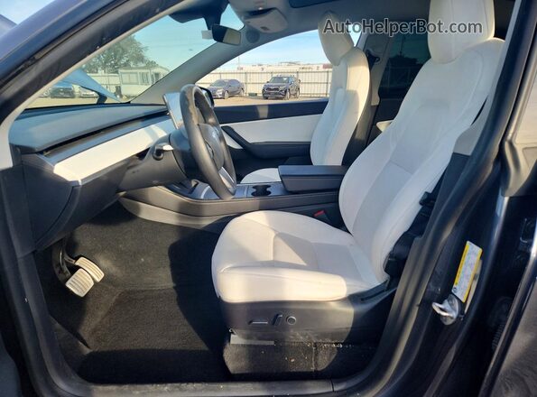 7SAYGDEF5NF326200 2022 TESLA MODEL Gray Front interior view