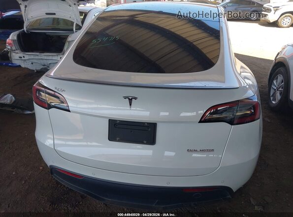 7SAYGDEF5NF554715 2022 TESLA MODEL Y White 