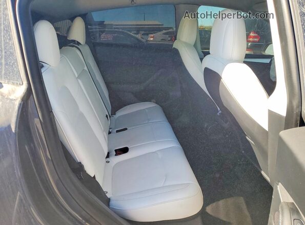 7SAYGDEF5NF564967 2022 TESLA MODEL Silver უკანა სავარძლების ხედი