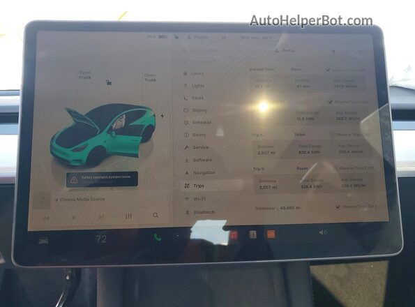7SAYGDEF5NF564967 2022 TESLA MODEL Silver ხელსაწყოთა პანელის ხედი