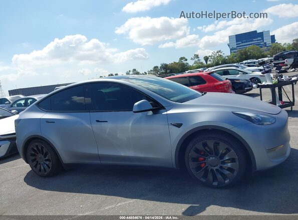 7SAYGDEF5PF774634 2023 TESLA MODEL Y Серый Вид задней части салона