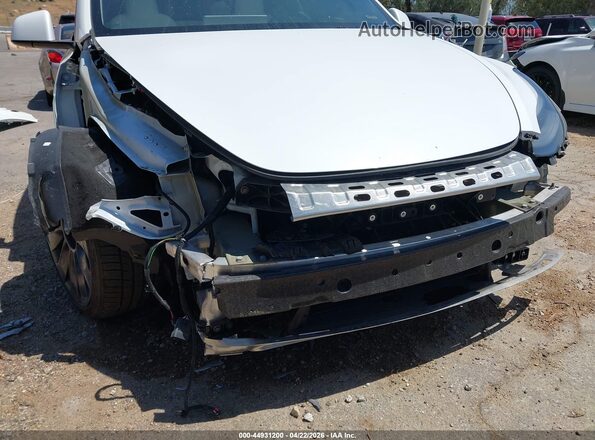 7SAYGDEF5RF049442 2024 TESLA MODEL Y White 