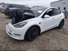 2022 Tesla Model Y Performance Dual Motor All-wheel Drive White vin: 7SAYGDEF6NF312175