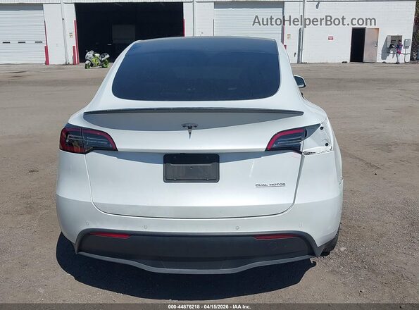 7SAYGDEF6NF469494 2022 TESLA MODEL Y White 