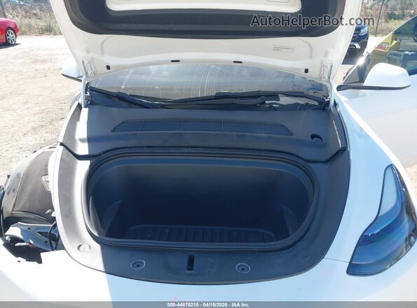 7SAYGDEF6NF469494 2022 TESLA MODEL Y White უკანა ხედი