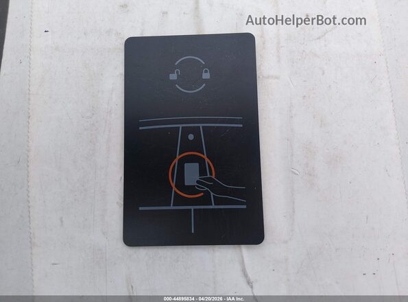 7SAYGDEF6NF492788 2022 TESLA MODEL Y Blue Widok deski rozdzielczej
