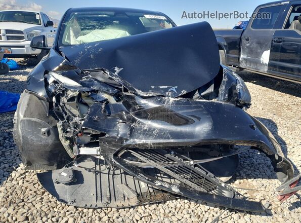 7SAYGDEF6RF048557 2024 TESLA MODEL Black Widok z przodu