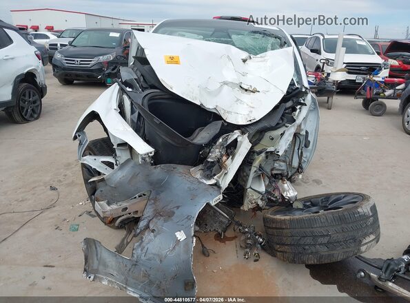 7SAYGDEF9NF453595 2022 TESLA MODEL Y White Front view