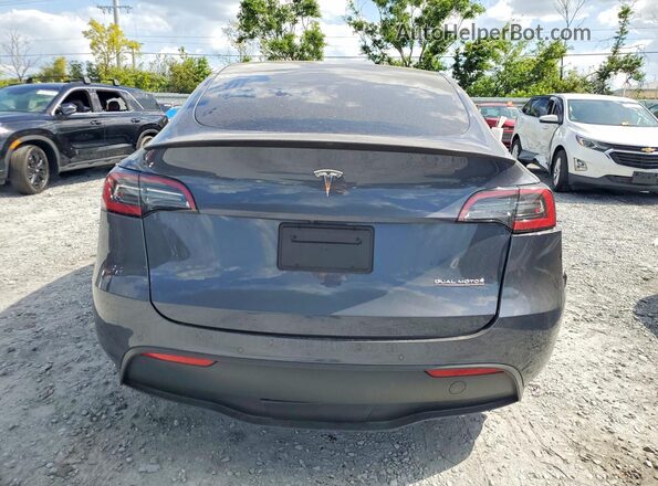 7SAYGDEFXNF465769 2022 TESLA MODEL Серый Вид сзади