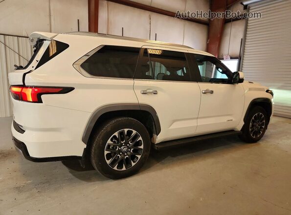 7SVAAABA3TX079016 2026 TOYOTA LIMITED White Rear right