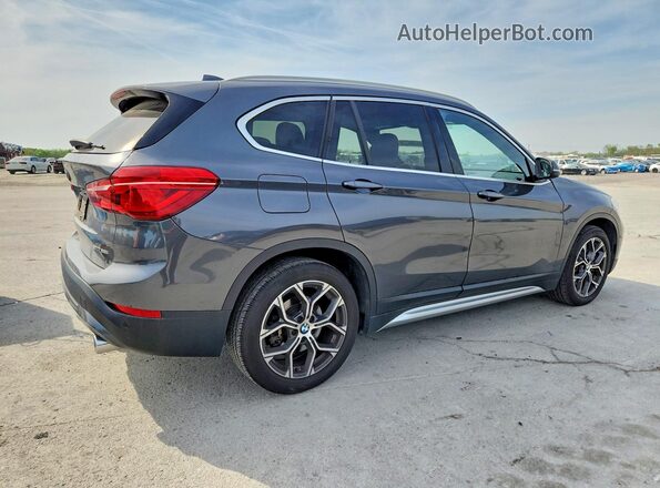 WBXJG9C02M5T03406 2021 BMW X1 Серый Передняя правая четверть