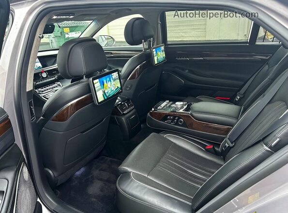 KMHG54JH8JU044264 2018 GENESIS G90 Gray Вид салону спереду