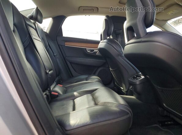 YV1A22ML0H1011059 2017 VOLVO S90 Серебряный Вид задней части салона