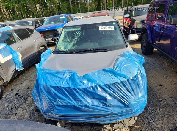KNDJ23AU0M7794822 2021 KIA SOUL Silver Vista trasera