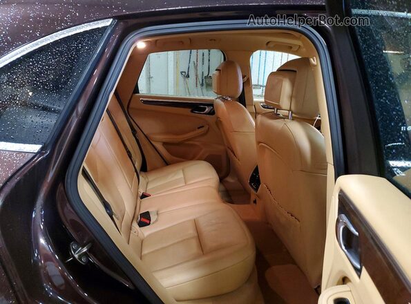 WP1AB2A55GLB52707 2016 PORSCHE MACAN Коричневый Вид подкапотного пространства