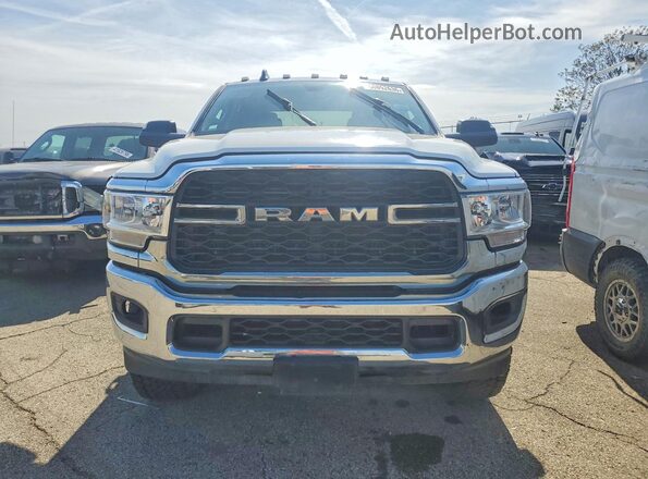 3C6UR5HJ0LG185112 2020 RAM 2500 Белый Вид сзади