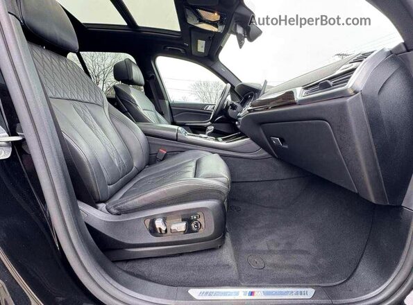 5UXJU2C59KLN67304 2019 BMW X5 Черный Вид спереди