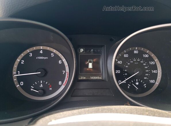 5XYZU3LB7JG509850 2018 HYUNDAI SANTA FE Silver Вид задніх сидінь