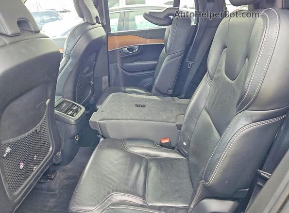 YV4A22PL6K1477567 2019 VOLVO XC90 Серебряный Вид салона спереди