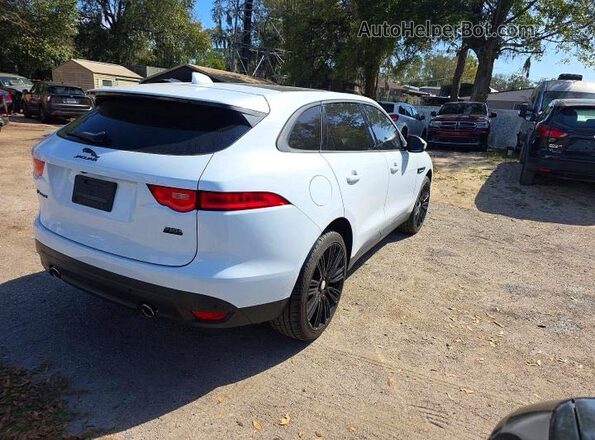 SADCJ2EV9JA252811 2018 JAGUAR F-PACE Белый Вид спереди