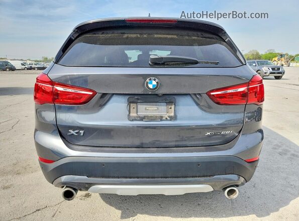 WBXJG9C02M5T03406 2021 BMW X1 Серый Вид салона спереди